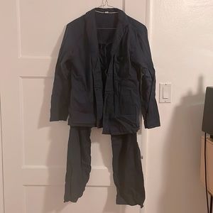 Uniqlo navy long sleeve pajamas